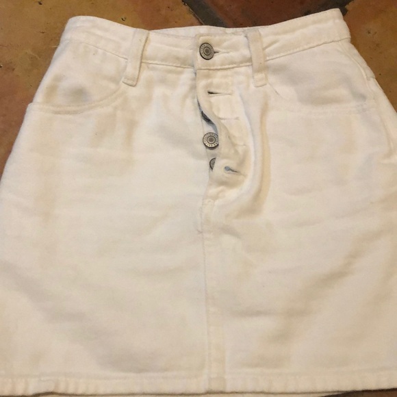 brandy melville white skirt - Picture 1 of 2